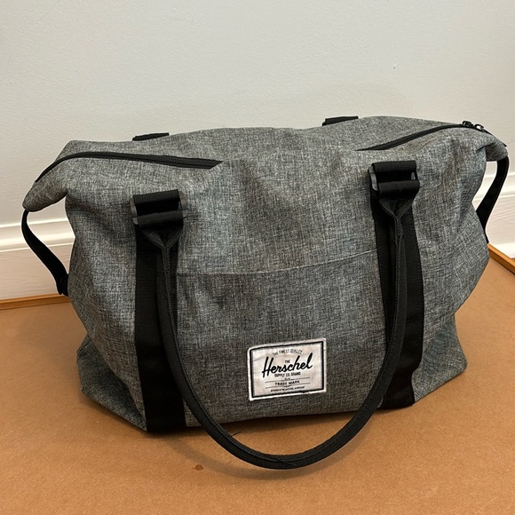 Herschel Supply Company Handbags - Herschel grey zippered tote bag with black accents